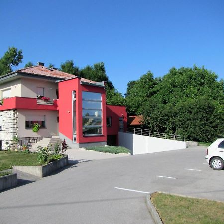 Pod Orehi Bed & Breakfast Postojna Eksteriør bilde