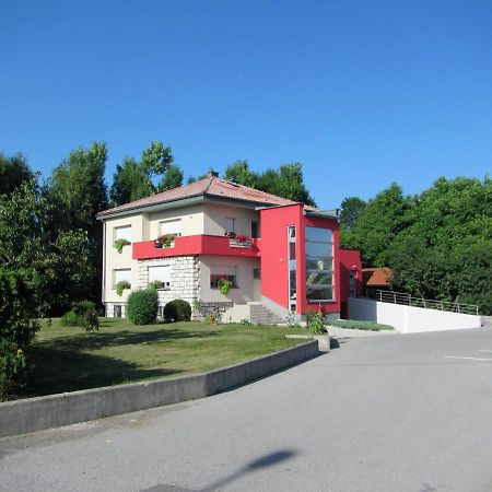 Pod Orehi Bed & Breakfast Postojna Eksteriør bilde